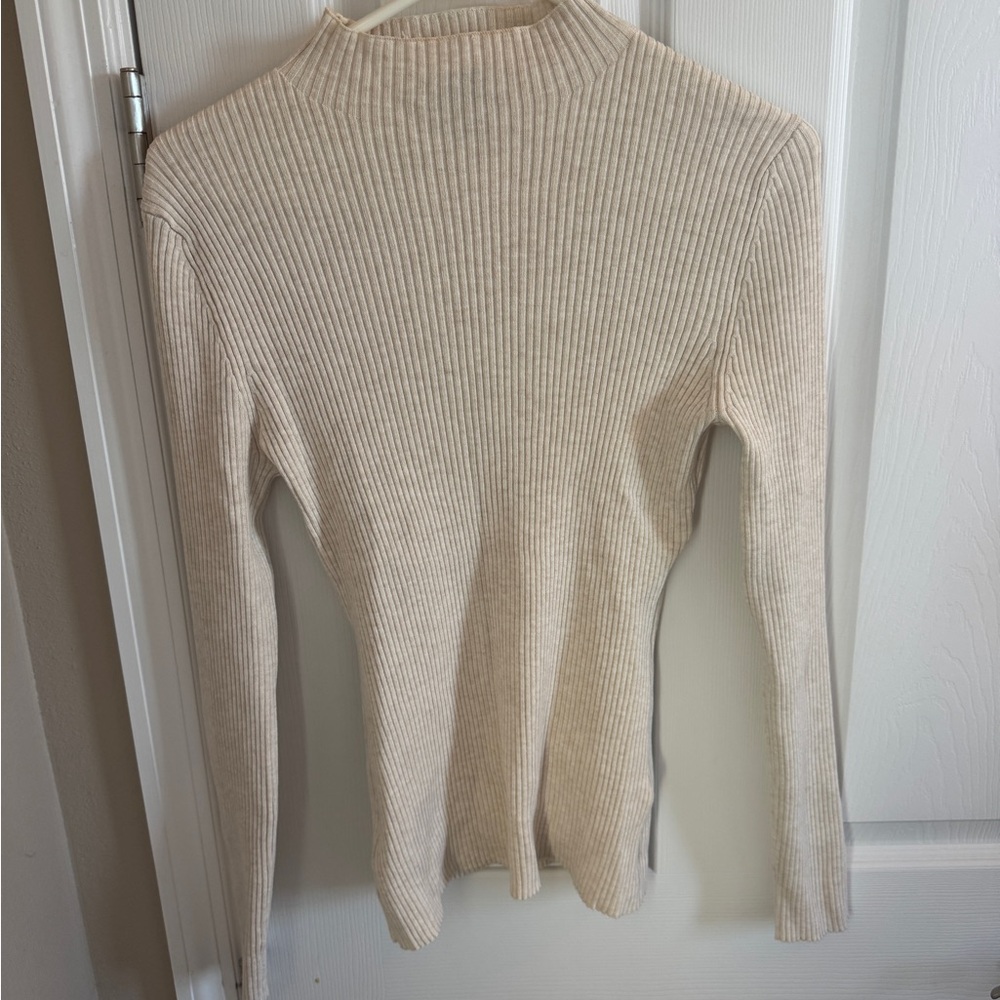 H&M Beige Ribbed Knit Top